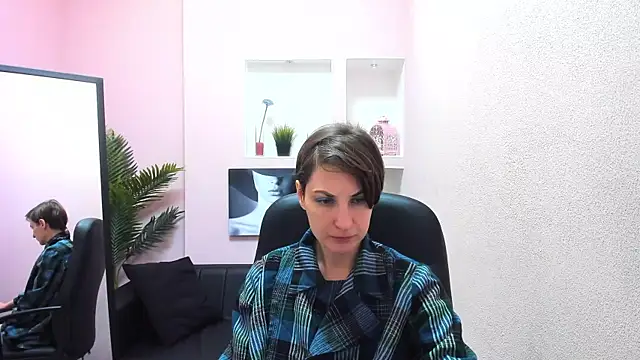 AuroraScript online show from March 11, 2025, 3:23 pm