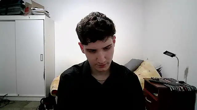 Snapshot of Spicylemon01 chatting on June 1, 2026, 2:35 am Spicylemon01 online show from June 1, 2026, 2:35 am