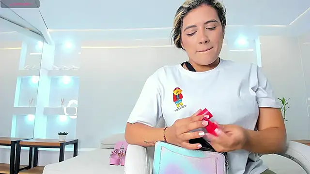 julietha taylor online show from February 22, 2025, 1:44 am