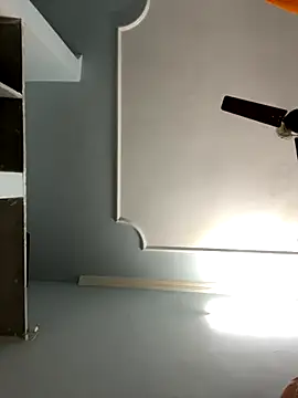 HotRiyacpl online show from November 19, 2025, 5:13 pm