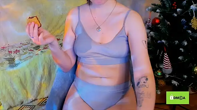 Funny bunnyy online show from January 13, 2025, 3:23 am