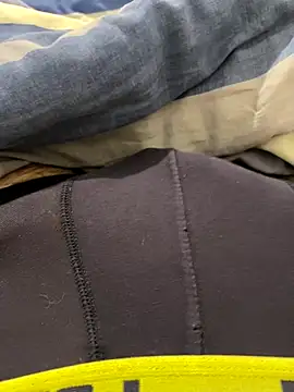 Lcrete online show from November 23, 2025, 6:08 pm