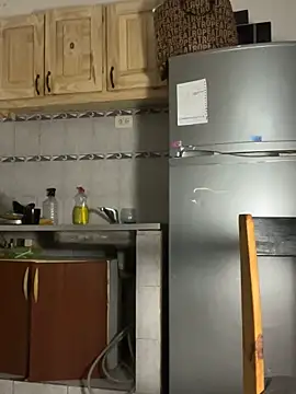 PEACHY439 online show from September 22, 2025, 4:36 am