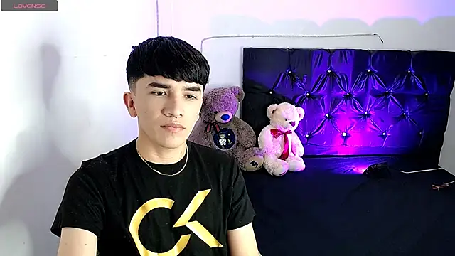 benji hoter online show from October 1, 2025, 10:27 pm