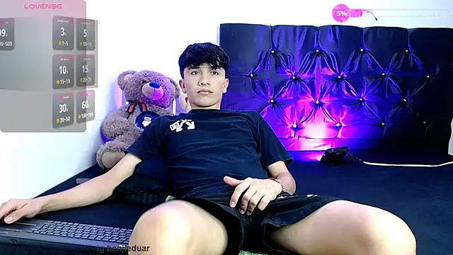 benji hoter online show from November 3, 2025, 10:10 pm