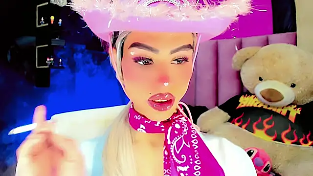 Snapshot of dollswit01 chatting on February 22, 2025, 7:25 pm dollswit01 online show from February 22, 2025, 7:25 pm