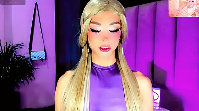 Snapshot of dollswit01 chatting on November 1, 2025, 12:23 am dollswit01 online show from November 1, 2025, 12:23 am