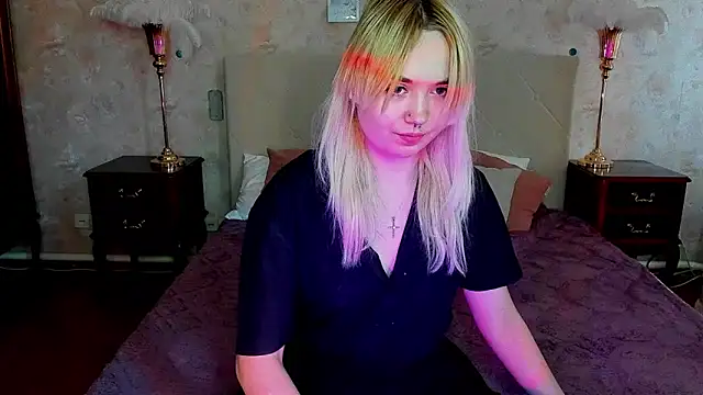 Snapshot of Iriska_mini chatting on September 14, 2025, 7:29 am Iriska mini online show from September 14, 2025, 7:29 am