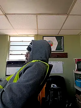 Txdarkmeat74 online show from December 15, 2025, 6:56 pm