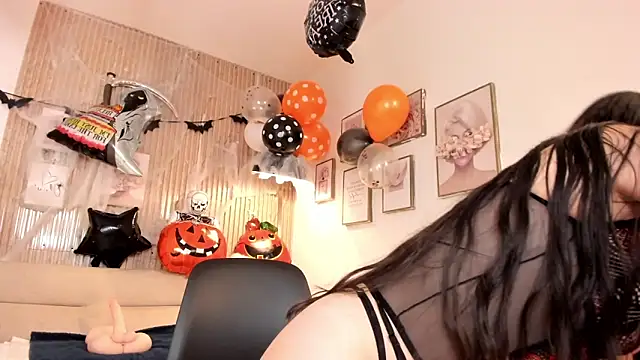 Eliz jane online show from October 25, 2025, 12:56 pm