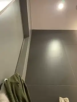 SuzieMurray online show from December 25, 2024, 12:26 pm