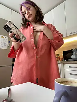 SuzieMurray online show from February 13, 2025, 11:17 am