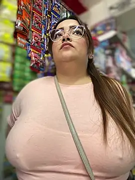 Tatiana O online show from March 5, 2025, 4:13 pm