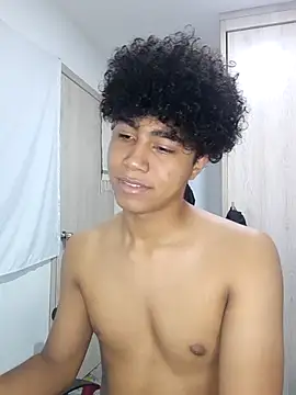 sexy diamante  online show from February 10, 2026, 8:07 am