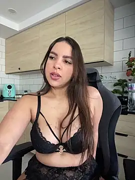 Snapshot of brazilianbbinuk chatting on November 6, 2025, 11:00 am brazilianbbinuk online show from November 6, 2025, 11:00 am