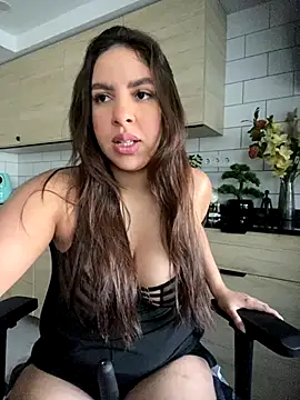 Snapshot of brazilianbbinuk chatting on November 18, 2025, 8:41 am brazilianbbinuk online show from November 18, 2025, 8:41 am