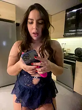 Snapshot of brazilianbbinuk chatting on December 14, 2025, 8:24 pm brazilianbbinuk online show from December 14, 2025, 8:24 pm