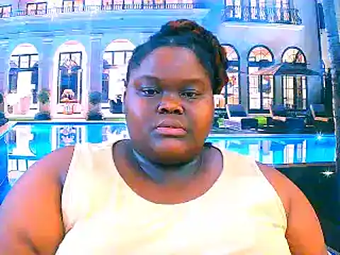 Snapshot of EbonyHotBuns chatting on February 1, 2026, 7:23 pm EbonyHotBuns online show from February 1, 2026, 7:23 pm