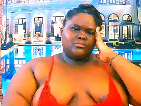 Snapshot of EbonyHotBuns chatting on February 3, 2026, 6:40 am EbonyHotBuns online show from February 3, 2026, 6:40 am