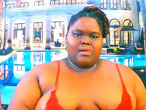 Snapshot of EbonyHotBuns chatting on February 14, 2026, 8:05 pm EbonyHotBuns online show from February 14, 2026, 8:05 pm