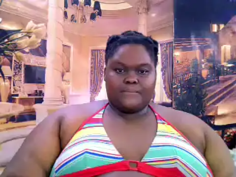 Snapshot of EbonyHotBuns chatting on July 18, 2026, 11:41 pm EbonyHotBuns online show from July 18, 2026, 11:41 pm