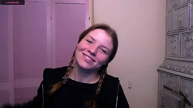 MissOliviaa  online show from December 21, 2024, 12:16 pm