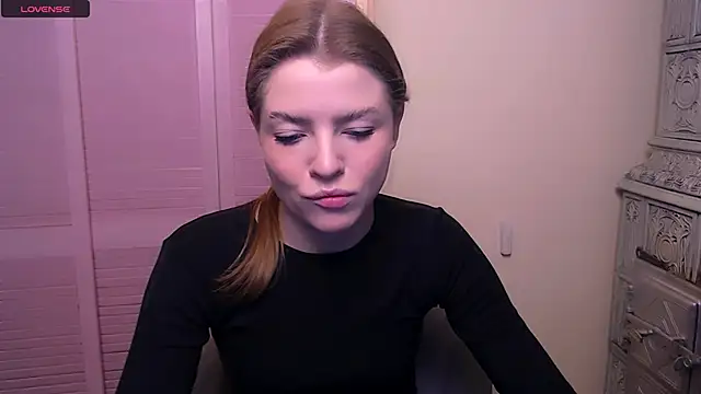 MissOliviaa  online show from December 22, 2024, 7:33 am