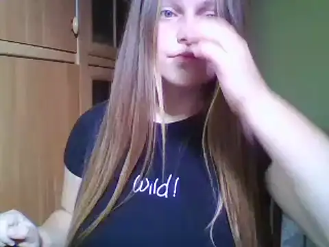 Evasapples online show from December 27, 2024, 1:50 pm