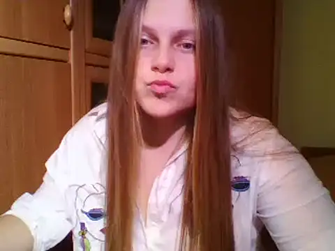 Evasapples online show from January 3, 2025, 2:08 pm