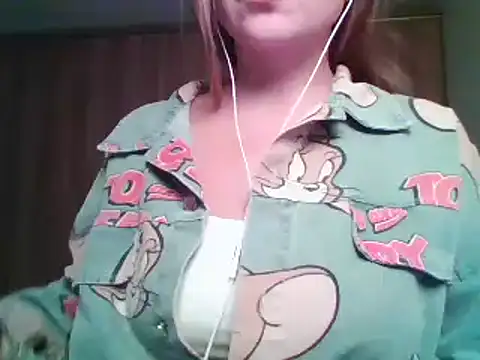 Evasapples online show from October 16, 2025, 8:54 pm