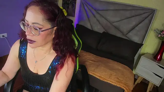 maria paulac online show from September 9, 2025, 5:07 am