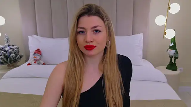 HelenaMorgan online show from December 28, 2024, 5:14 pm