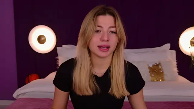 HelenaMorgan online show from October 23, 2025, 3:06 am