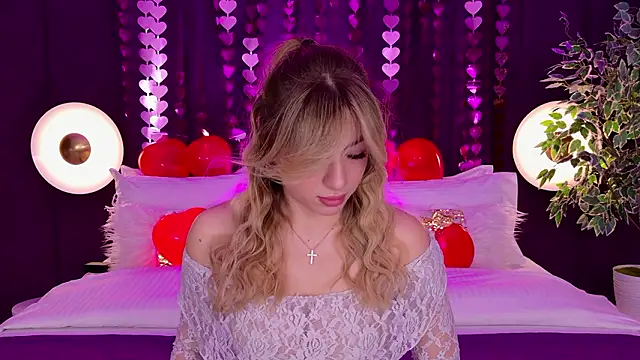 Snapshot of HelenaMorgan chatting on February 12, 2026, 3:01 am HelenaMorgan online show from February 12, 2026, 3:01 am