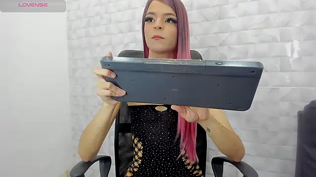 Realbadbxtch online show from March 7, 2025, 10:54 pm