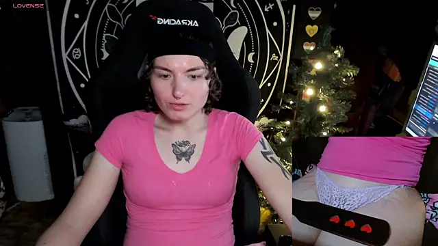 BrandiWRLD 999 online show from December 21, 2024, 12:09 am