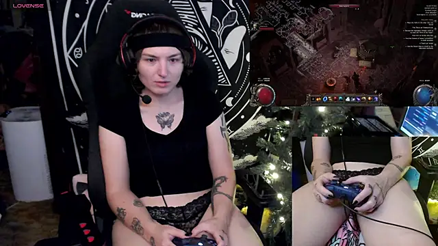 BrandiWRLD 999 online show from December 26, 2024, 10:20 pm