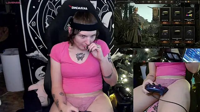 BrandiWRLD 999 online show from December 31, 2024, 12:21 am