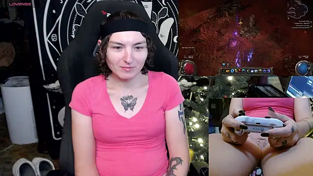 BrandiWRLD 999 online show from January 7, 2025, 7:17 pm