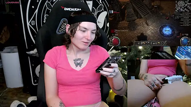 BrandiWRLD 999 online show from January 8, 2025, 6:31 am