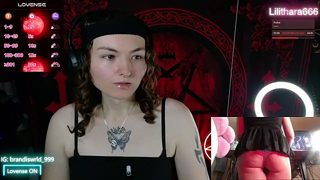 BrandiWRLD 999 online show from November 30, 2025, 7:18 pm