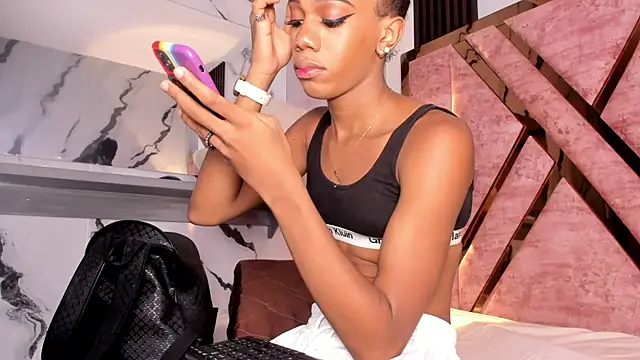 tifany bigdick online show from December 18, 2025, 6:36 pm