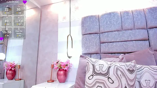 emma carterr1 online show from October 15, 2025, 5:35 pm