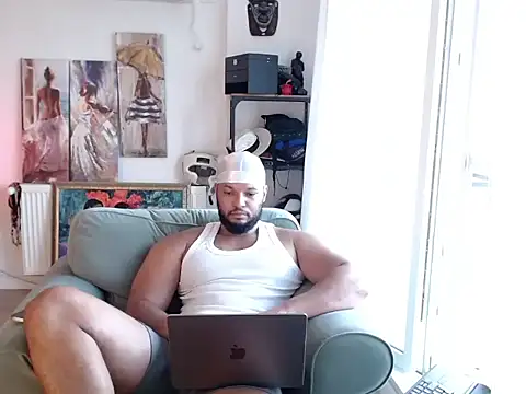 Snapshot of 1LordKingsley chatting on July 14, 2026, 11:16 am 1LordKingsley online show from July 14, 2026, 11:16 am