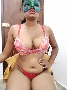 Snapshot of Zaraangle chatting on July 11, 2026, 11:57 am Zaraangle online show from July 11, 2026, 11:57 am