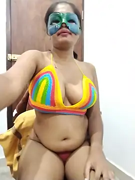 Snapshot of Zaraangle chatting on July 13, 2026, 4:54 pm Zaraangle online show from July 13, 2026, 4:54 pm