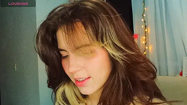 cherrybom969 online show from March 1, 2025, 5:09 am