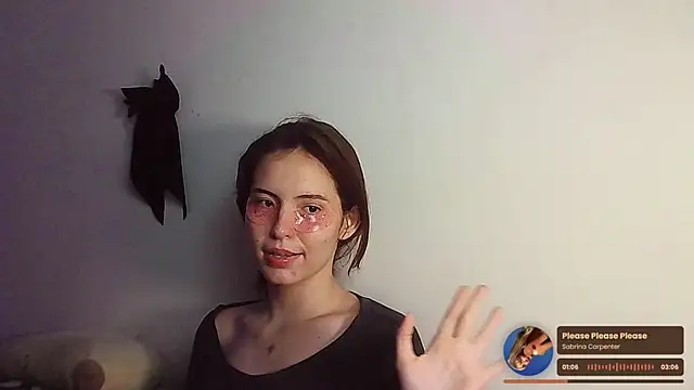 cherrybom969 online show from November 10, 2025, 11:37 pm