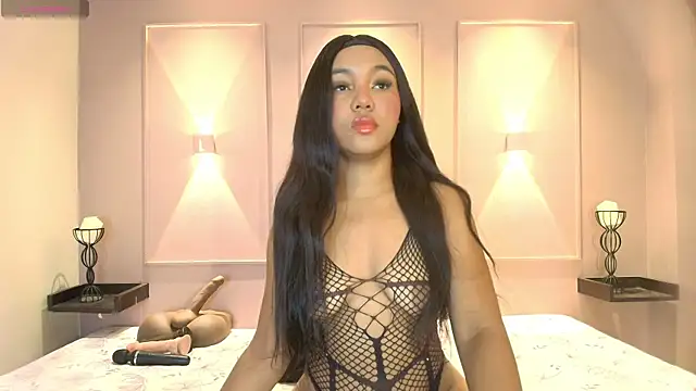 HAYLANISMITH online show from September 10, 2025, 12:05 pm