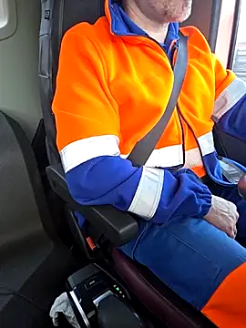 Crosss-23cm online show from March 30, 2026, 5:41 am